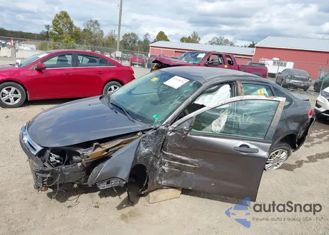 2010 Ford Focus Se из США, поврежденный, VIN 1FAHP3FNXAW285412